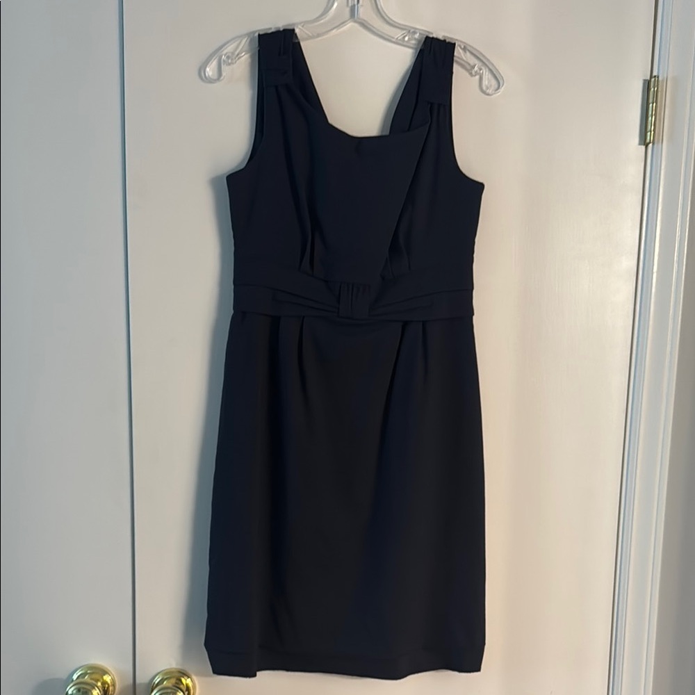 Elegant Navy Sleeveless Dress